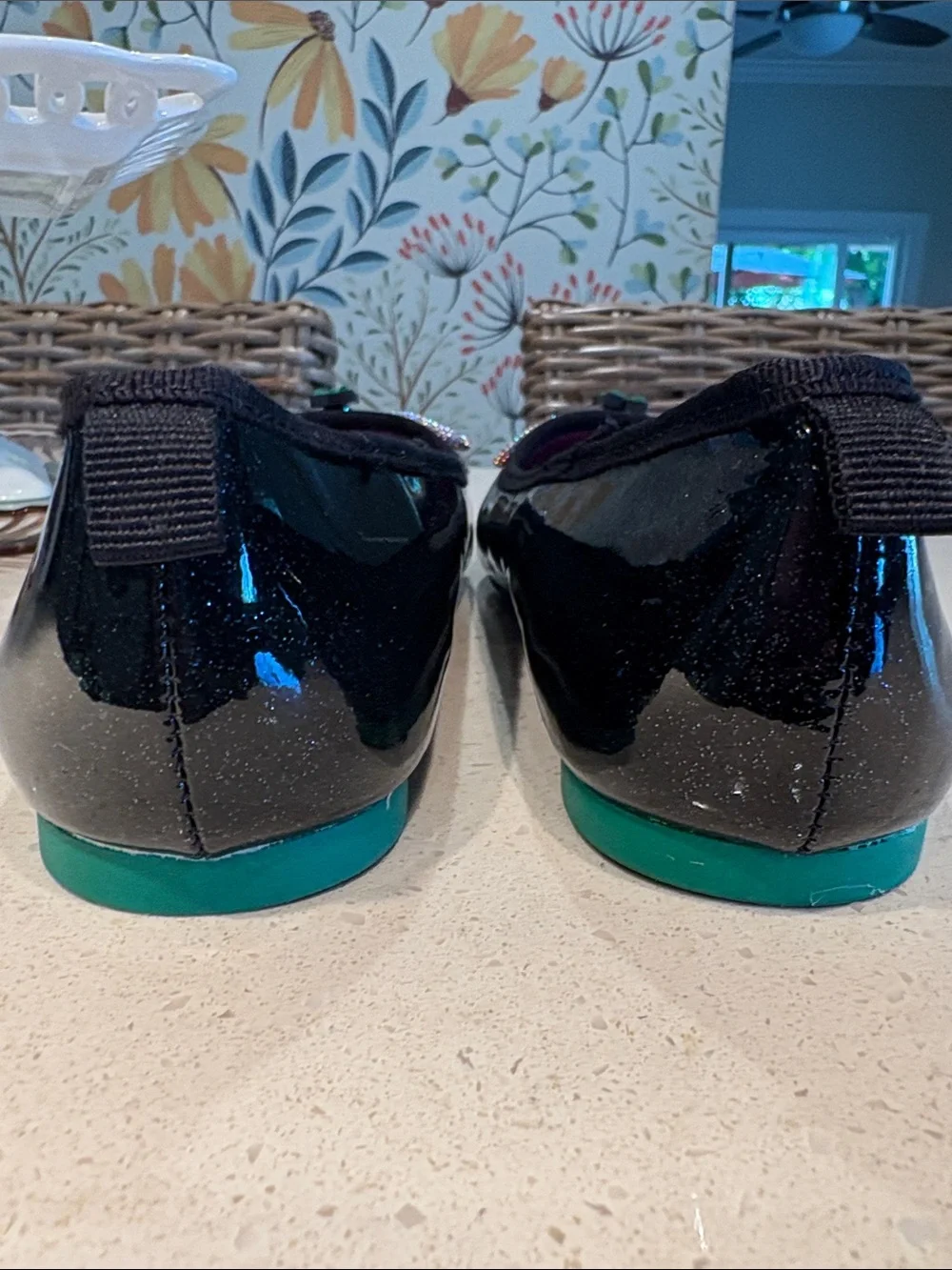 Girls’ Wicked Elphaba Black and Green Sparkly Flats - Size 1